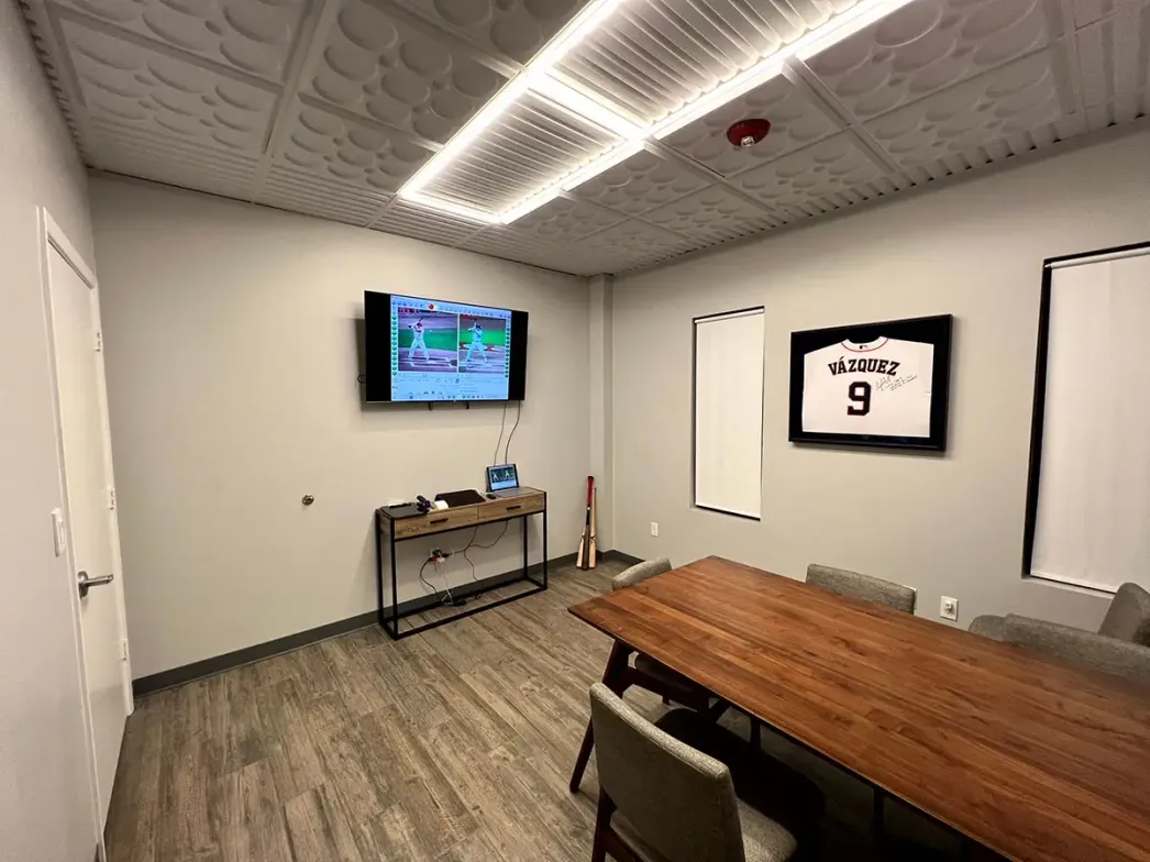Houston-Lobby1